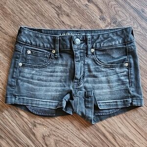American Eagle Outfitters Women's Black Shortie Denim Shorts Size 2